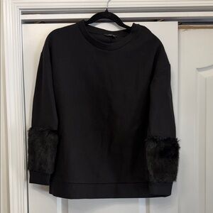 Simply Vera Vera Wang Black Sweatshirt with Faux Fur Accents